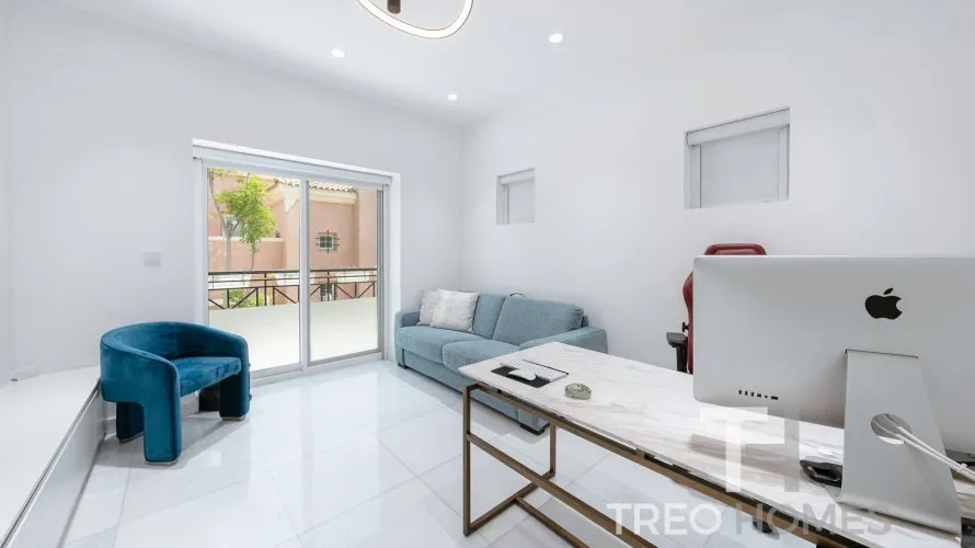 6 bedrooms villa for sale , Arabian Ranches, Dubai, UAE No. 687 № 12