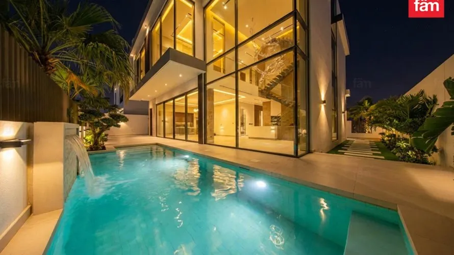 6 bedrooms villa for sale , Dubai, UAE No. 1552 № 5