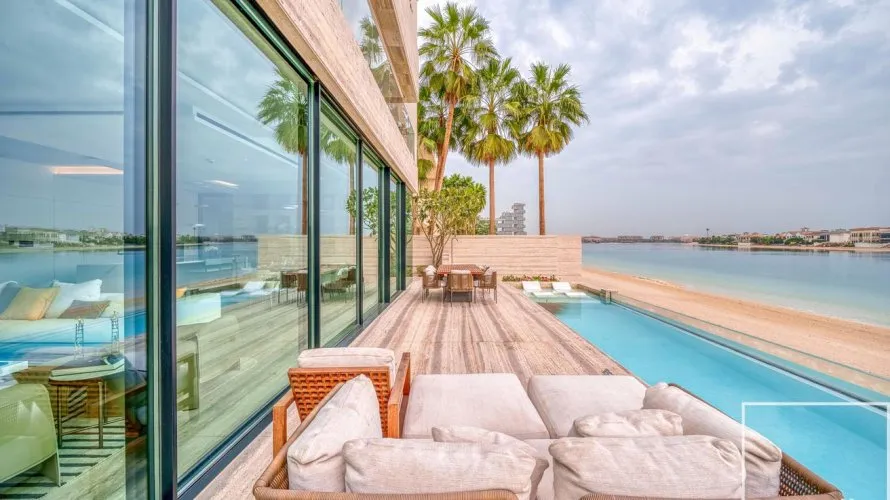 6 bedrooms villa for sale, Palm Jumeirah, Dubai, UAE No. 1459 № 3