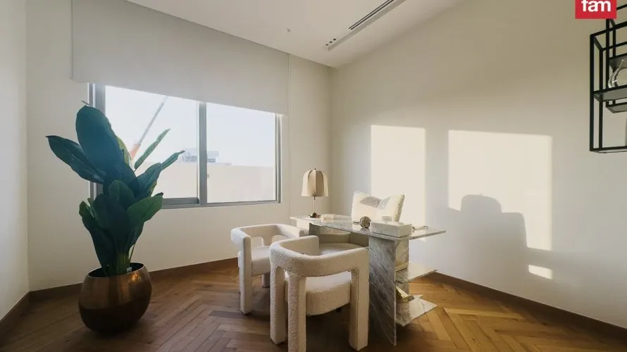 7 bedrooms villa for sale , Dubai, UAE No. 1548 № 28