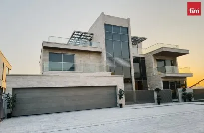 7 bedrooms villa for sale , Dubai, UAE No. 1548