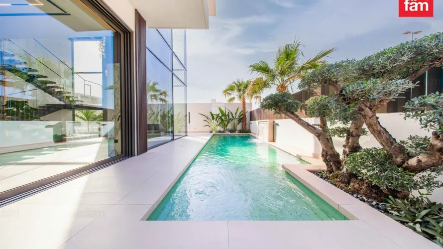 6 bedrooms villa for sale , Dubai, UAE No. 1552 № 10