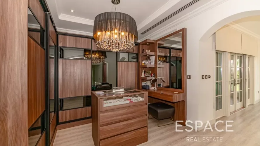 5 bedrooms villa for sale , Jumeirah Golf Estates, Dubai, UAE No. 1033 № 7