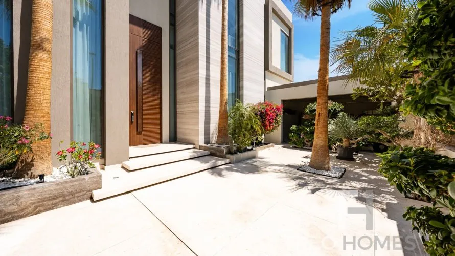 6 bedrooms villa for sale , Jumeirah Park, Dubai, UAE No. 686 № 17