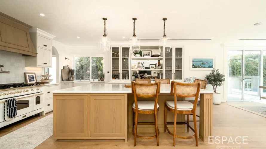 4 bedrooms villa for sale , Dubai, UAE No. 1021 № 2