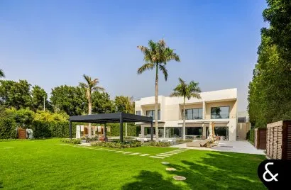 5 bedrooms villa for sale , Al Barari, Dubai, UAE No. 1316