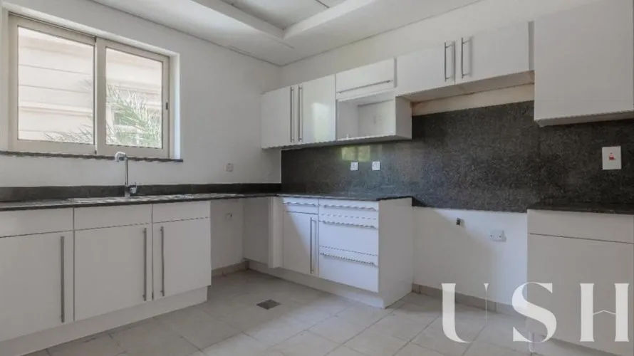 4 bedrooms villa for sale , Jumeirah Islands, Dubai, UAE No. 725 № 7