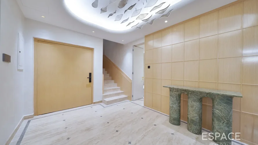 4 bedrooms villa for sale , Meadows, Dubai, UAE No. 1020 № 8