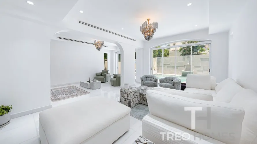 6 bedrooms villa for sale , Arabian Ranches, Dubai, UAE No. 687 № 8