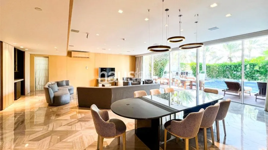 5 bedrooms villa for sale , FIVE Palm Jumeirah, Palm Jumeirah, Dubai, UAE No. 828 № 1