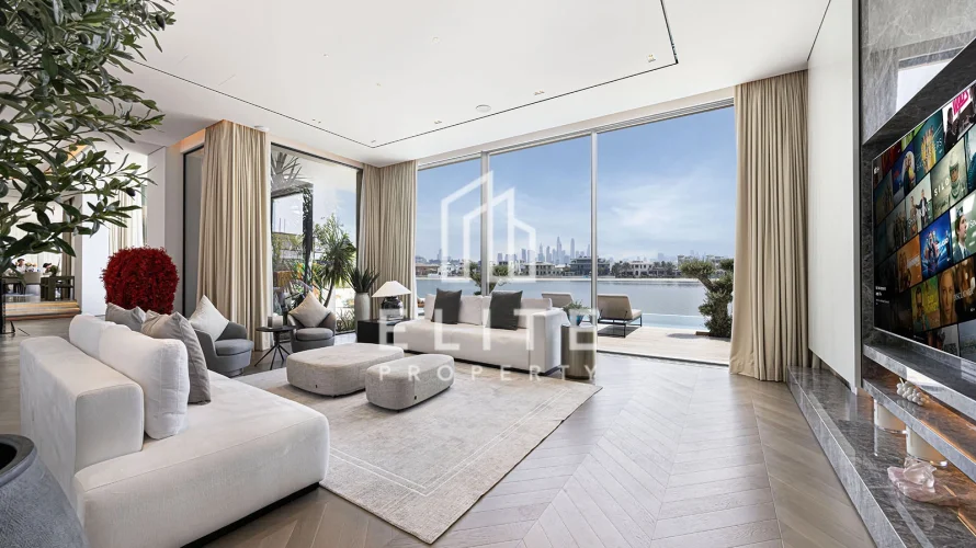 6 bedrooms villa for sale , Signature Villas, Palm Jumeirah, Dubai, UAE No. 934