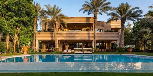 Emirates Hills № 4