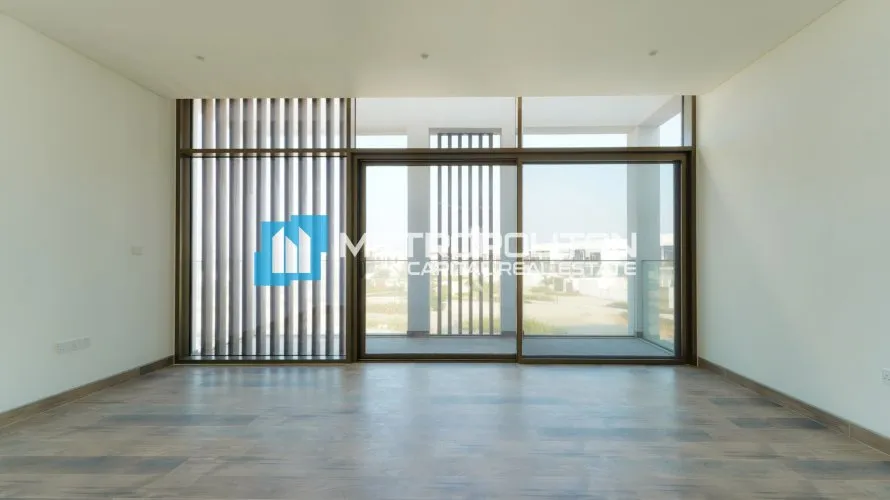 5 bedrooms villa for sale , Abu Dhabi, UAE No. 1659 № 10