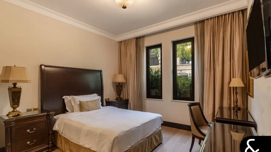 5 bedrooms villa for sale , The Crescent, Palm Jumeirah, Dubai, UAE No. 1312 № 17