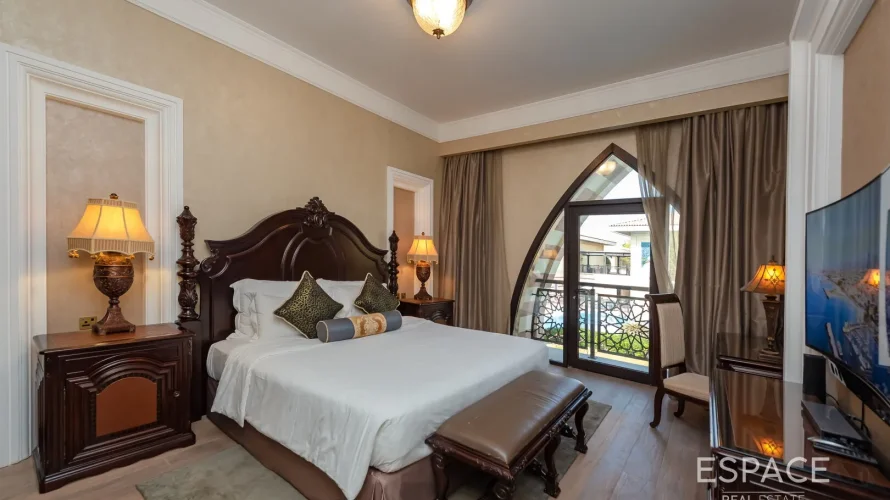 4 bedrooms villa for sale , Palm Jumeirah, Dubai, UAE No. 1036 № 5