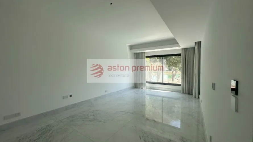5 bedrooms villa for sale , Meadows, Dubai, UAE No. 1725 № 2