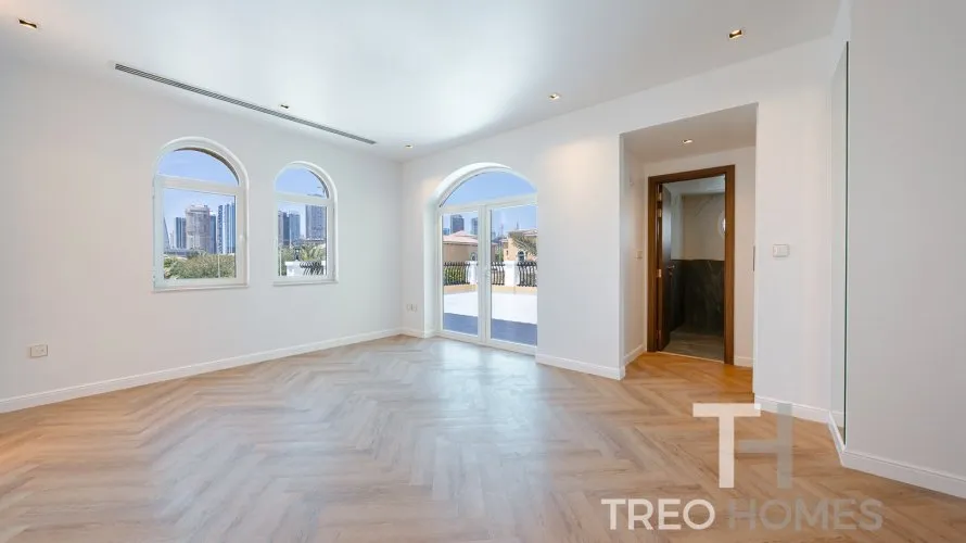 5 bedrooms villa for sale , Legacy, Jumeirah Park, Dubai, UAE No. 646 № 22