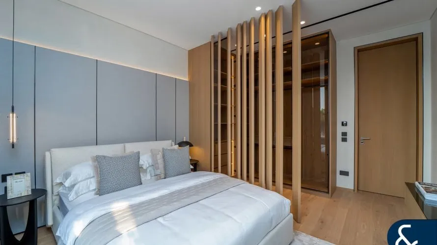 6 bedrooms villa for sale , Jumeirah Golf Estates, Dubai, UAE No. 1546 № 20