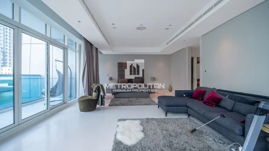 4 bedrooms villa for sale , Dubai Marina, Dubai, UAE No. 666 № 9