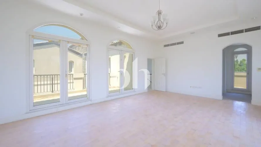 6 bedrooms villa for sale , Jumeirah Golf Estates, Dubai, UAE No. 965 № 11