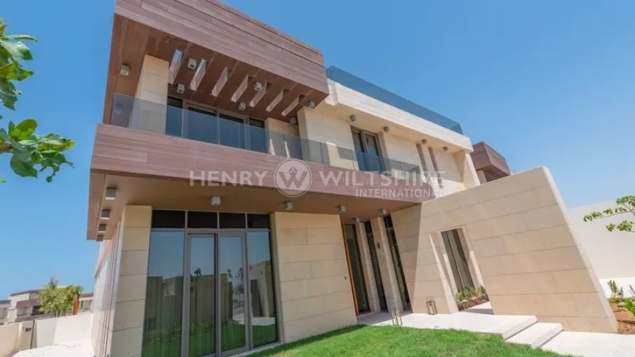 4 bedrooms villa for sale , Saadiyat Island, Abu Dhabi, UAE No. 549