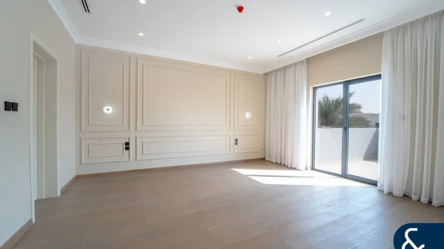 5 bedrooms villa for sale , Jumeirah Golf Estates, Dubai, UAE No. 1305 № 10