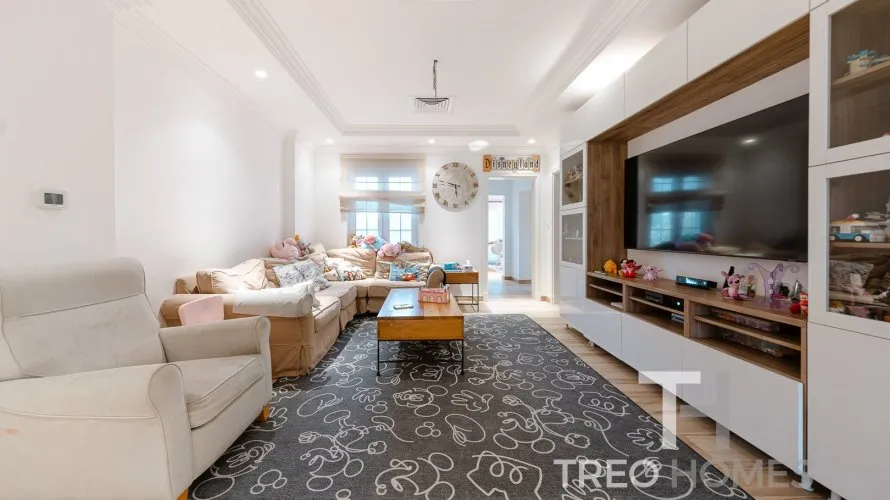 6 bedrooms villa for sale , Arabian Ranches, Dubai, UAE No. 678 № 4