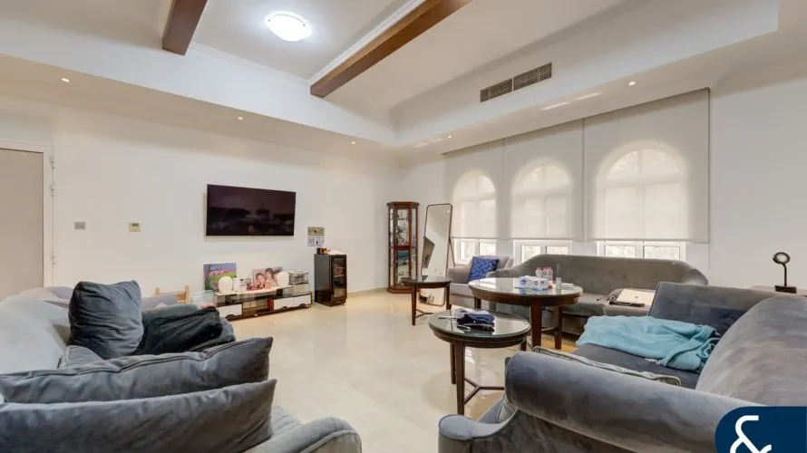 6 bedrooms villa for sale , The Villa, Dubai, UAE No. 1359 № 10