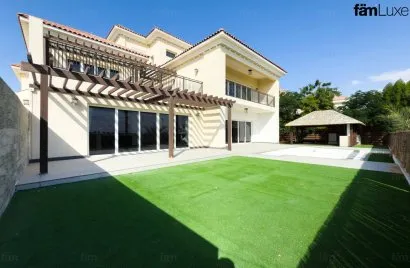 6 bedrooms villa for sale , Dubai, UAE No. 1561