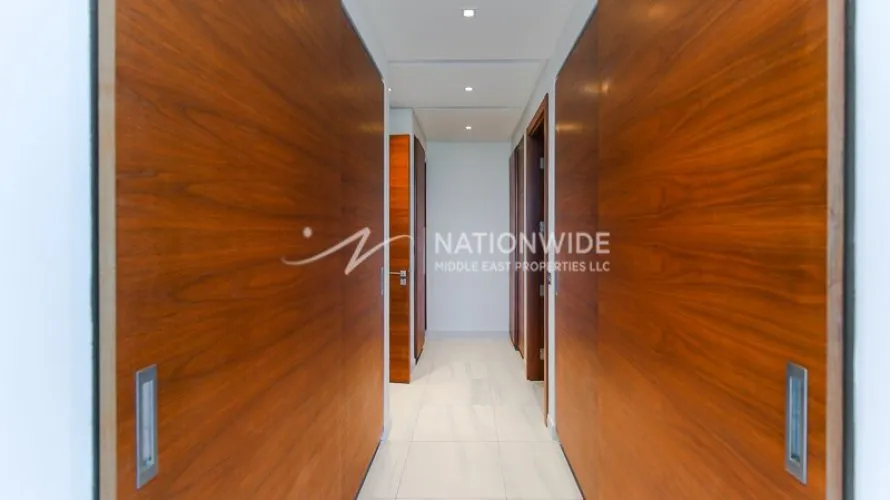 5 bedrooms villa for sale , Abu Dhabi, UAE No. 1404 № 10