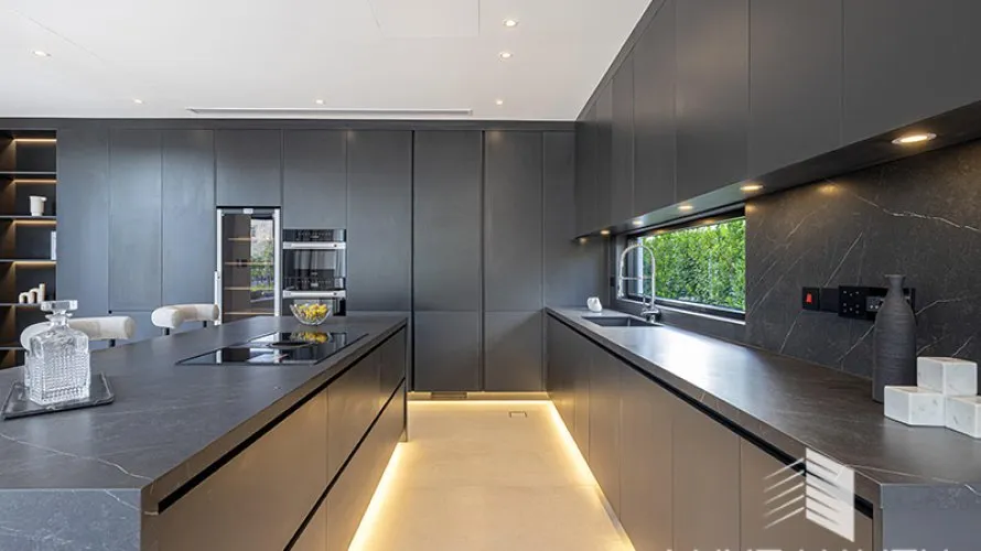 4 bedrooms villa for sale , Jumeirah Islands, Dubai, UAE No. 323 № 14