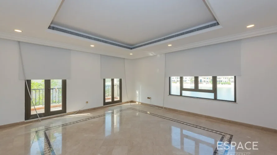 6 bedrooms villa for sale , Palm Jumeirah, Dubai, UAE No. 1042 № 12