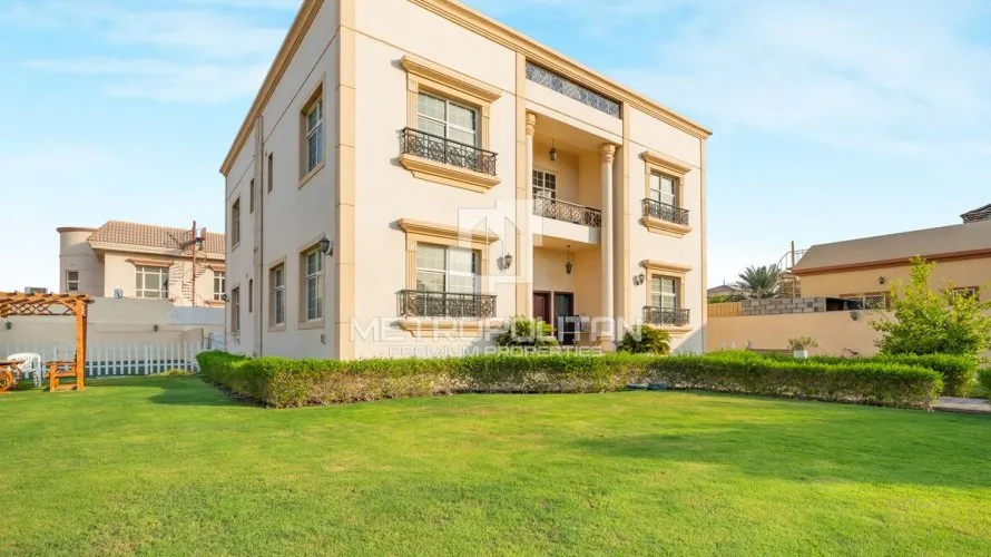 5 bedrooms villa for sale , Al Barsha, Dubai, UAE No. 1269 № 11