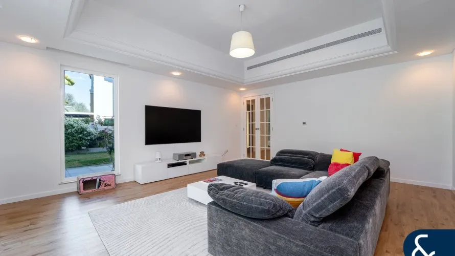 5 bedrooms villa for sale , Victory Heights, Dubai Sports City, Dubai, UAE No. 1617 № 5