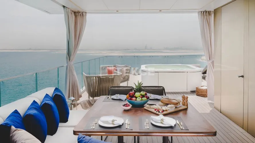 2 bedrooms villa for sale , The World Islands, Dubai, UAE No. 303 № 17