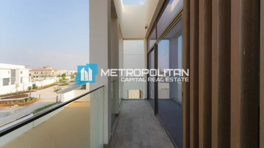 5 bedrooms villa for sale , Abu Dhabi, UAE No. 1659 № 1