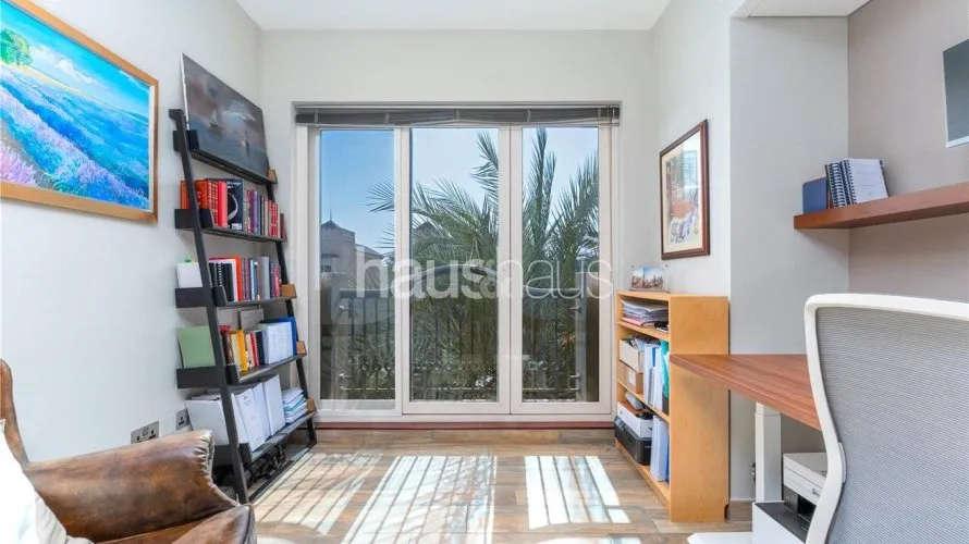 5 bedrooms villa for sale , Dubai Sports City, Dubai, UAE No. 787 № 11