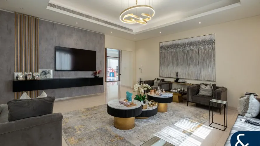 5 bedrooms villa for sale , Meydan, Dubai, UAE No. 1308