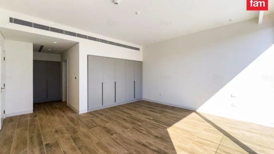 5 bedrooms villa for sale , Dubai, UAE No. 1212 № 12