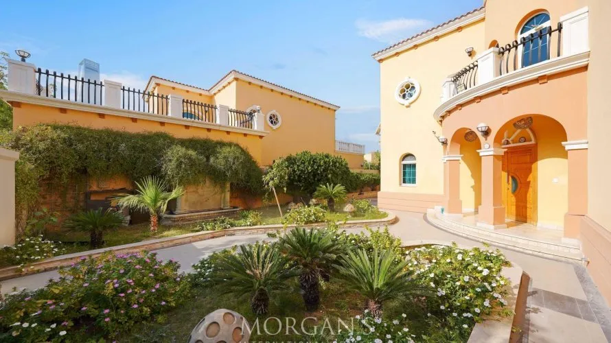 5 bedrooms villa for sale , Jumeirah Park, Dubai, UAE No. 660 № 44