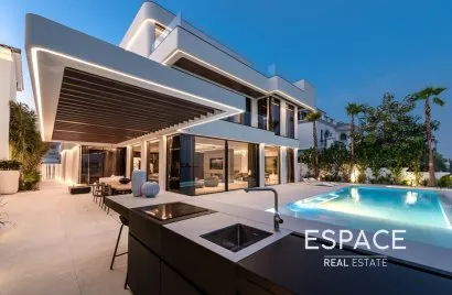 6 bedrooms villa for sale , Palm Jumeirah, Dubai, UAE No. 1052