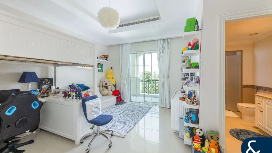 6 bedrooms villa for sale , Arabian Ranches, Dubai, UAE No. 1543 № 13