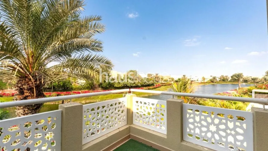 6 bedrooms villa for sale , Meadows, Dubai, UAE No. 795 № 20
