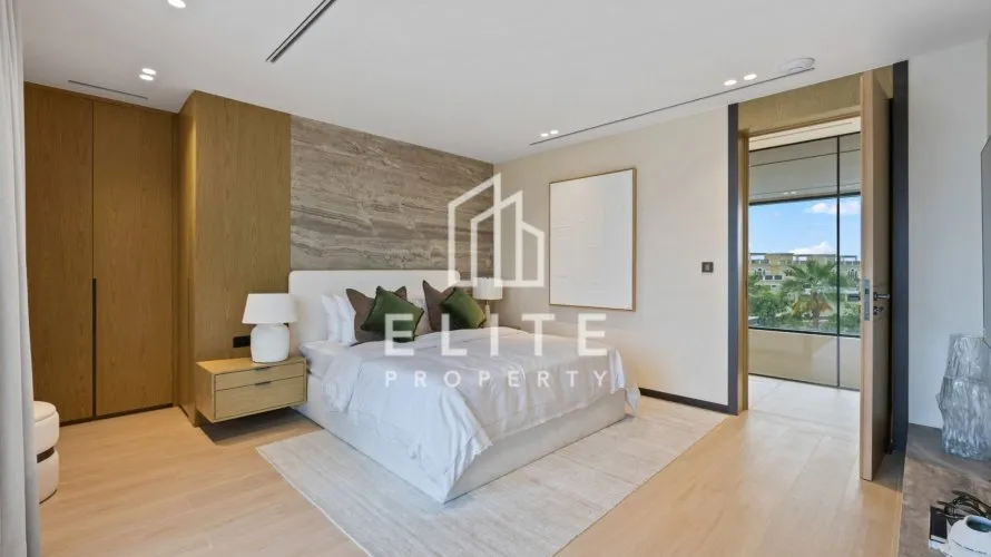 5 bedrooms villa for sale , Dubai, UAE No. 1513 № 10