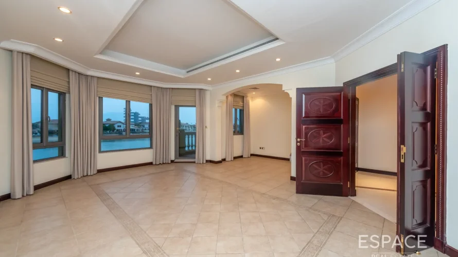4 bedrooms villa for sale , Palm Jumeirah, Dubai, UAE No. 1019 № 9