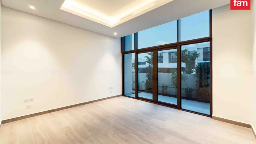 4 bedrooms villa for sale , Dubai, UAE No. 992 № 21