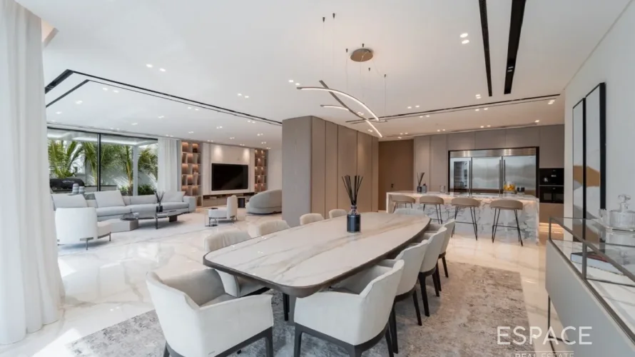 5 bedrooms villa for sale , Palm Jumeirah, Dubai, UAE No. 1205 № 2