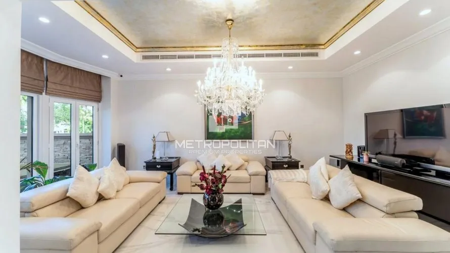 3 bedrooms villa for sale , Palm Jumeirah, Dubai, UAE No. 663 № 2