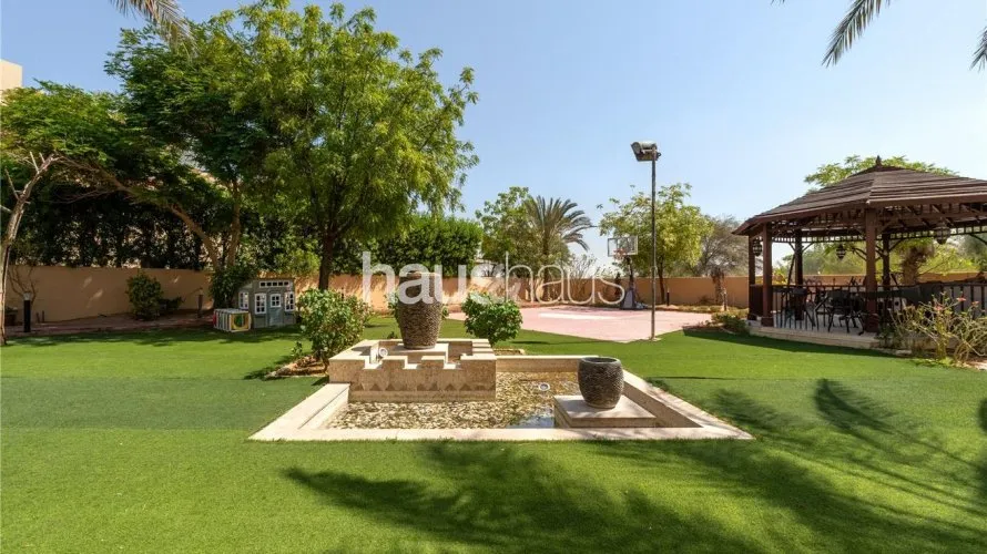7 bedrooms villa for sale , Arabian Ranches, Dubai, UAE No. 778 № 21