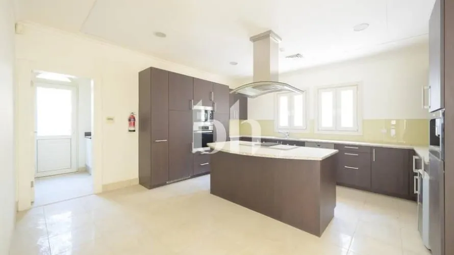 6 bedrooms villa for sale , Jumeirah Golf Estates, Dubai, UAE No. 965 № 6